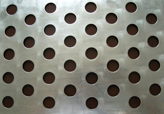 Trung Quốc Customized different hole 1mm Iron plate Galvanized perforated metal mesh nhà cung cấp