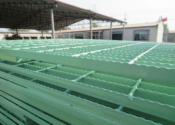 Trung Quốc Lề lối ván trượt bằng nhựa PVC, sàn mạ kẽm mạ kẽm nhà cung cấp
