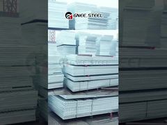 Xem Tại Sao Nên Chọn Lưới Sàn Bằng Thép Không Gỉ Cho Lối Đi và Sàn Nâng Chịu Tải Nặng