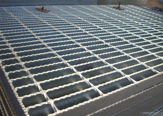 Trung Quốc Thép lưới thép mạ vàng ISO9001 Đối với sàn nhà Thanh định khoảng chéo thanh tùy chỉnh nhà cung cấp