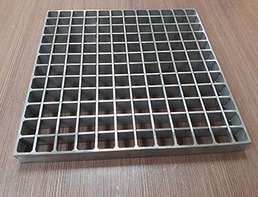 Nắp đậy rãnh thoát nước bằng thép chịu tải nặng/Tấm sàn grating thép bậc thang chống trượt/Tấm đậy rãnh thoát nước