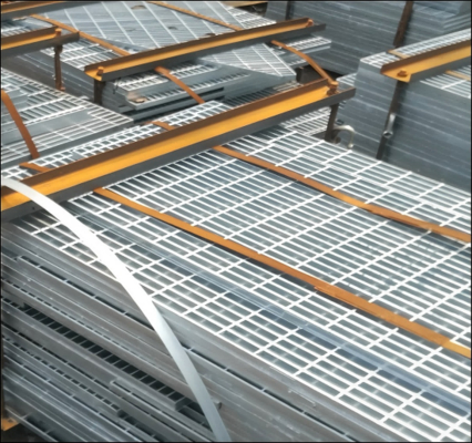 Lưới thép phẳng trơn bằng thép carbon, khóa ép