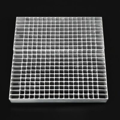 Tấm grating thép mạ kẽm chịu tải nặng với thanh cốt thép bền bỉ cho đường lái xe và cống rãnh