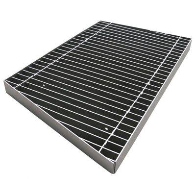 Hot Dip Galvanized Steel Bar Grating Stair Tread cho Giao tải nặng với kích thước tùy chỉnh