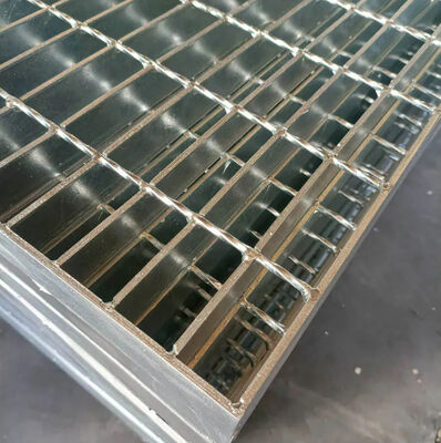 Heavy Duty Serrated Welded ASTM A36 Galvanized Steel Grating for Industrial Walkways and Platforms