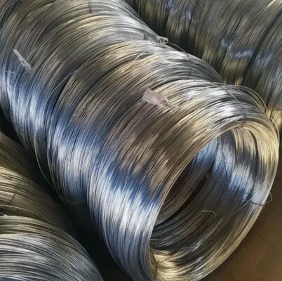 Sợi sắt galvanized ngâm nóng với lớp phủ kẽm 40-240g / m2 và thép carbon thấp trong BWG 8-BWG 22 kích cỡ