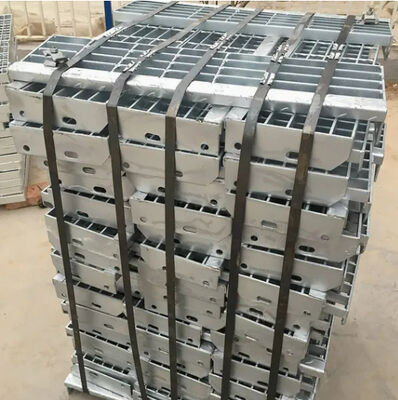 Q235 Thép ống thép carbon thấp Tháo rãnh kim loại, 3 - 10mm Drain Grate Cover