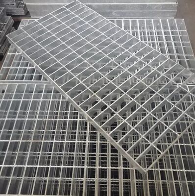 Hot DIP thép kẽm lưới với phong cách serrated và kích thước tùy chỉnh cho nền tảng công nghiệp