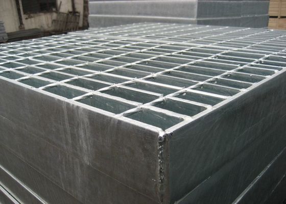 Máy ép bê tông cốt thép nặng Lưới thép nặng / Tầng hầm nạp 1200 tấn