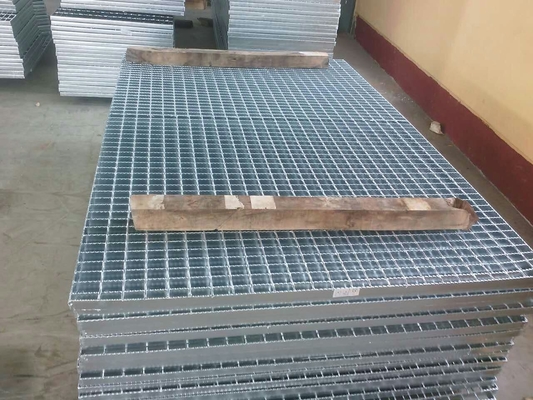 Thanh chịu lực Thanh xả thép mạ kẽm 30X5 grating giá cả cạnh tranh