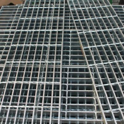 Lưới thép mạ kẽm nhúng nóng kiểu răng cưa và thanh phẳng cho sàn công nghiệp